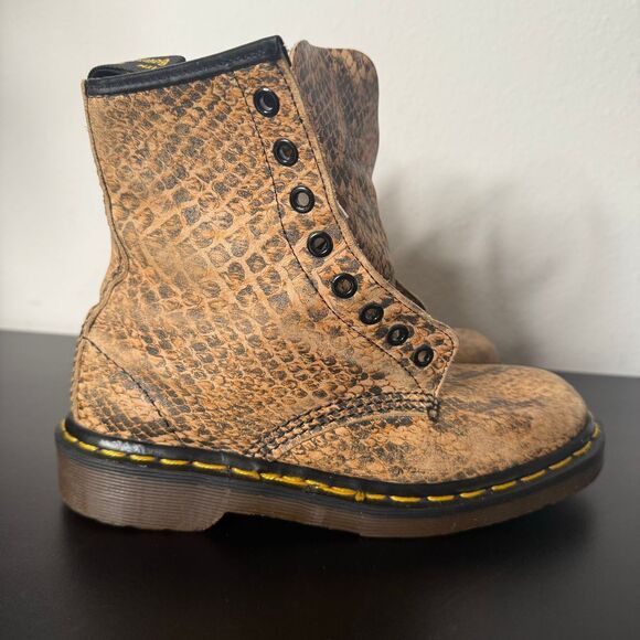 Vintage Dr. Martens Boots Pascal Snakeskin Snake Leather Women UK 4 US 6 Shoes‎ - Picture 8 of 13